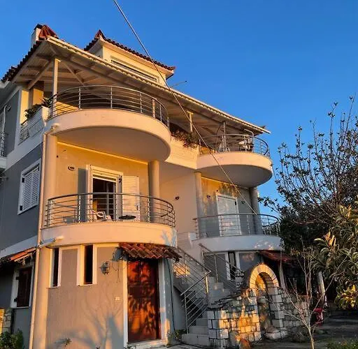 Bayview Bliss Mikrá Mandínia