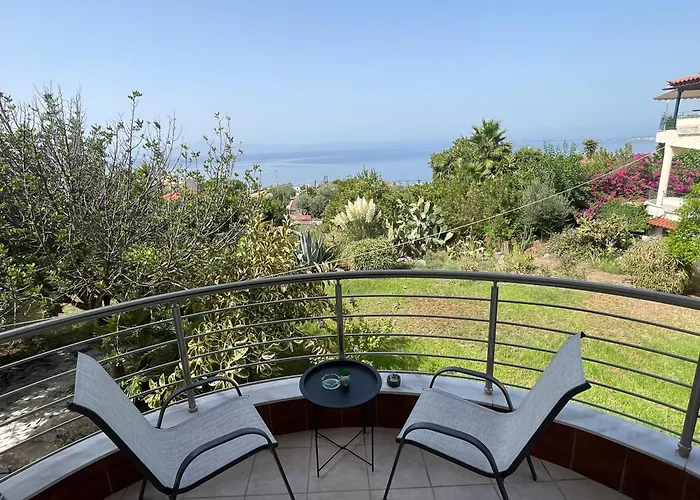 Bayview Bliss Mikrá Mandínia