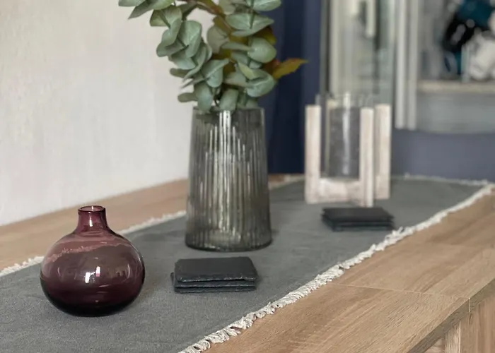 Bayview Bliss * Mikrá Mandínia